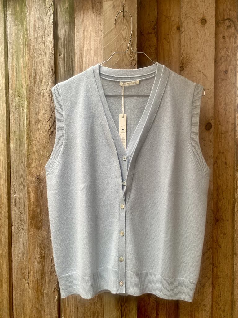 STRIKVEST - BABY BLUE