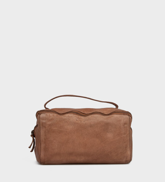 DILLON URBAN WALNUT
