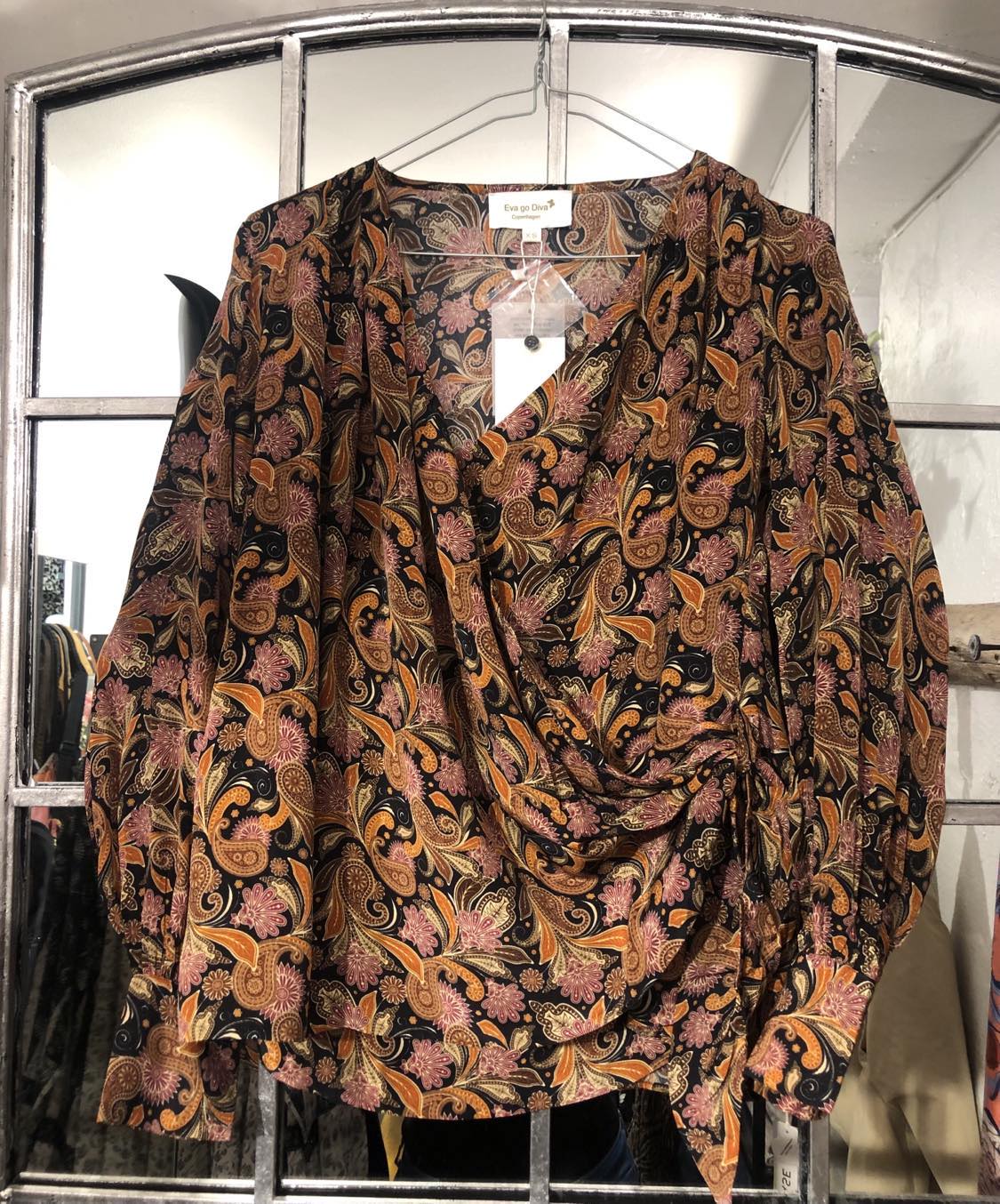 FRIDAY WRAP TOP - MULTI PAISLEY