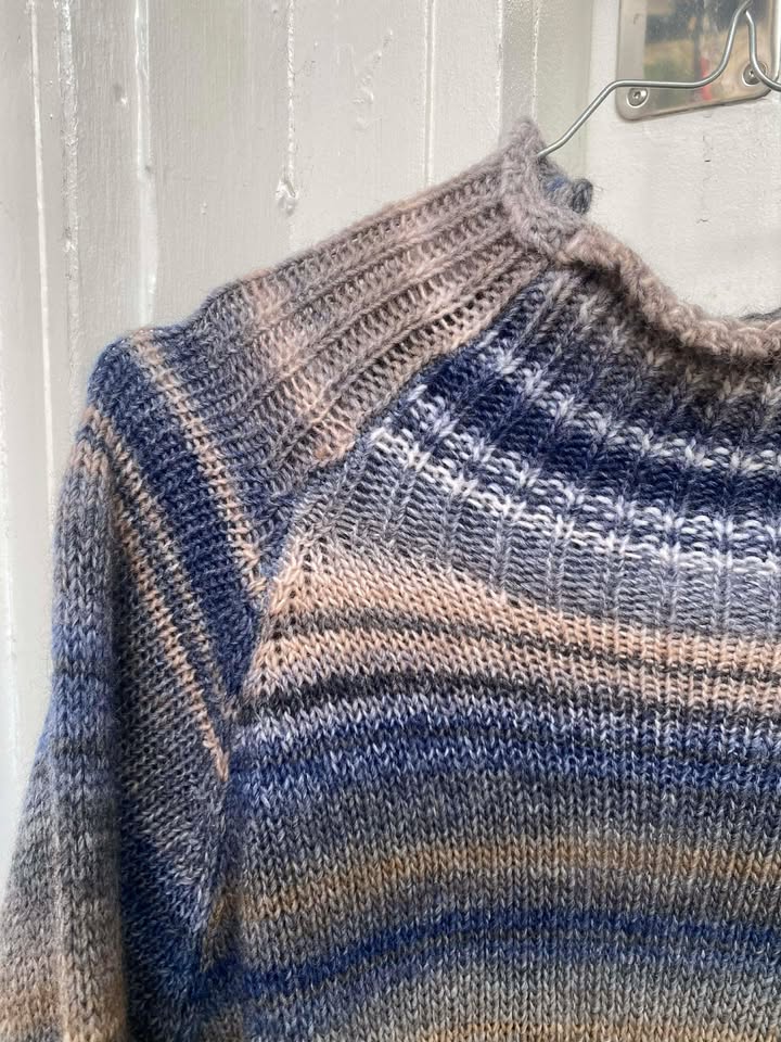 MAGDA STRIK - MULTI BLÅ