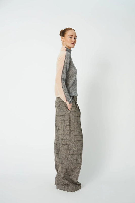TURTLENECK ALPACA SWEATER - PALE PINK
