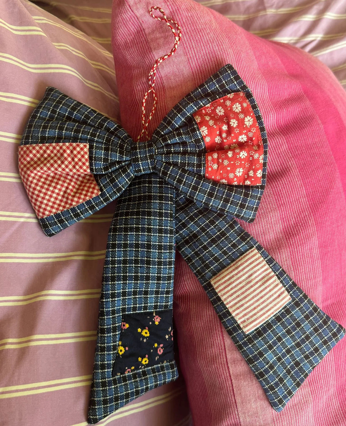 BIG BOW - BLUE CHECKS