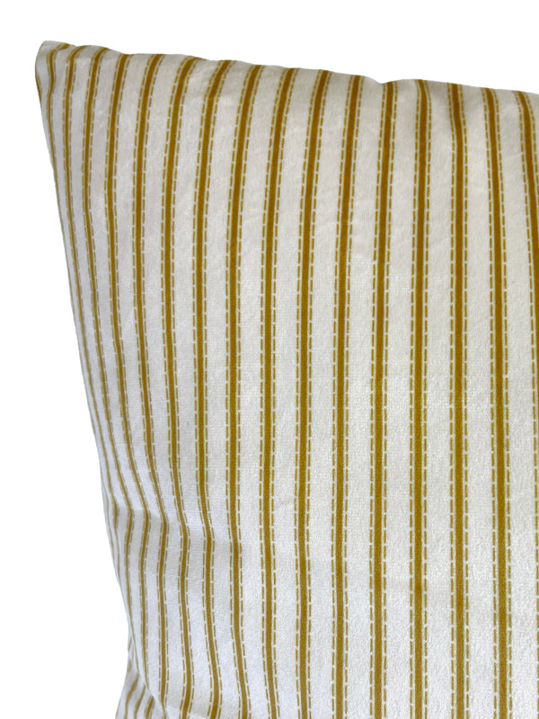 VELOUR CUSHION STRIPED - WITH MOUNTING CUSHION
