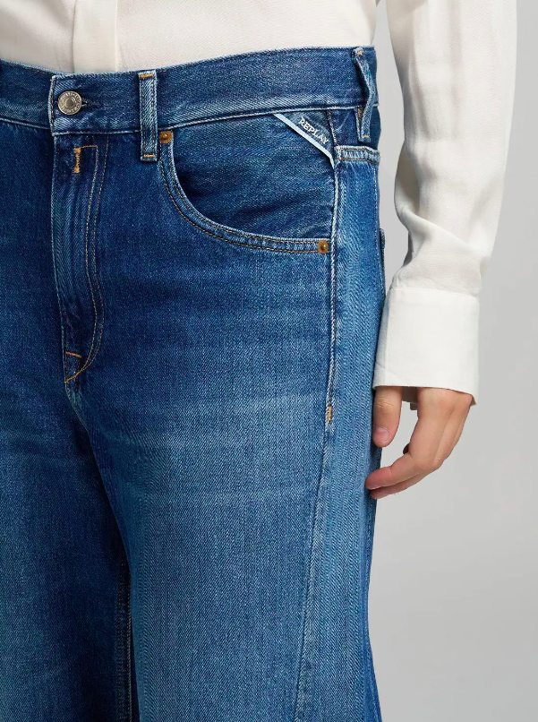 NARJA BAGGY-FIT JEANS - MEDIUM BLUE