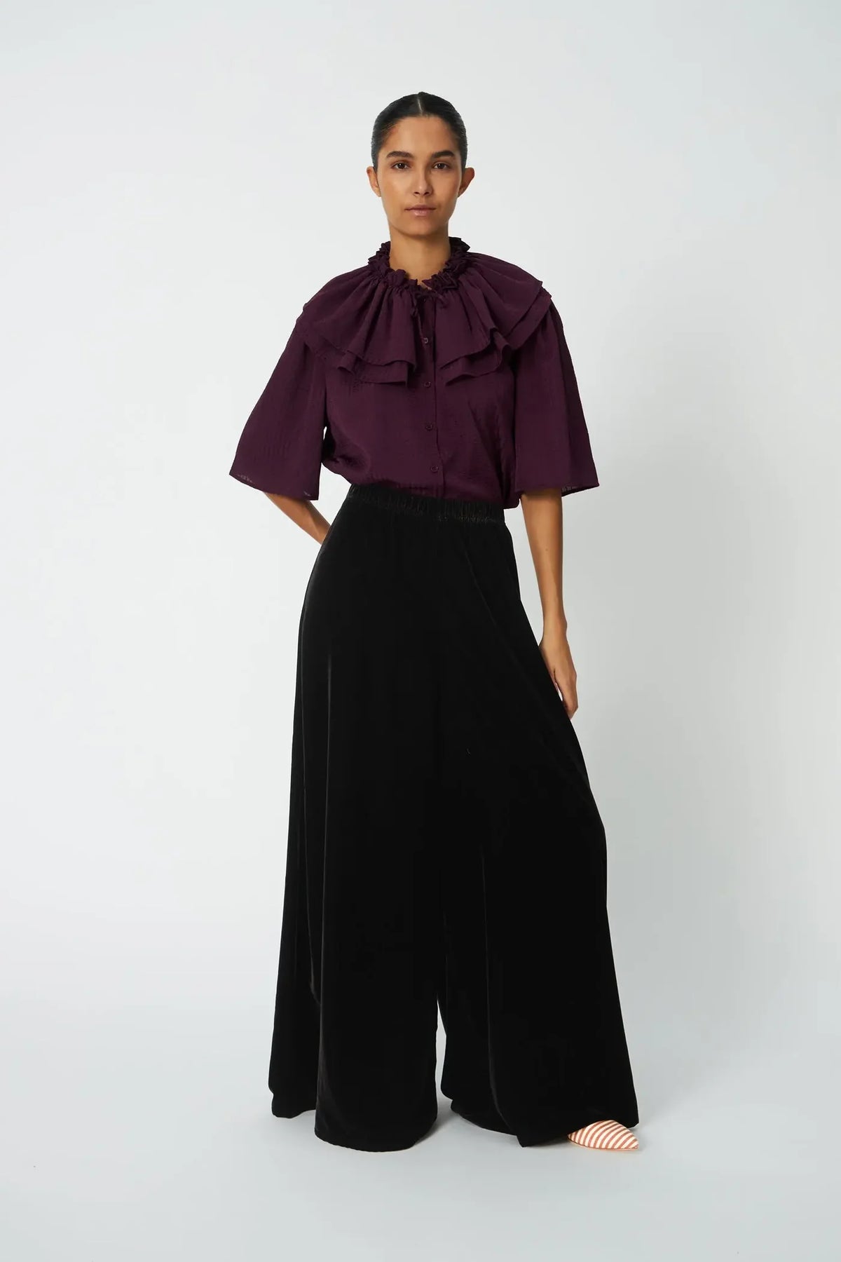 VELVET VOLUME PANTS - DARK BROWN