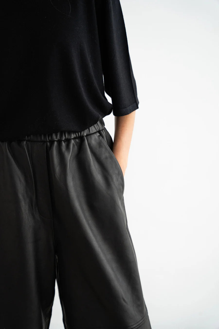 FRANKIE PANTS - LEATHER BLACK