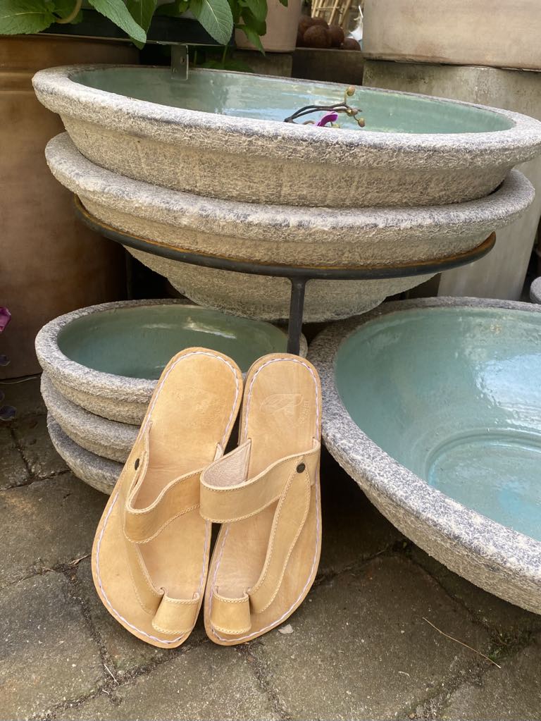 JESUS SANDALS - LEATHER