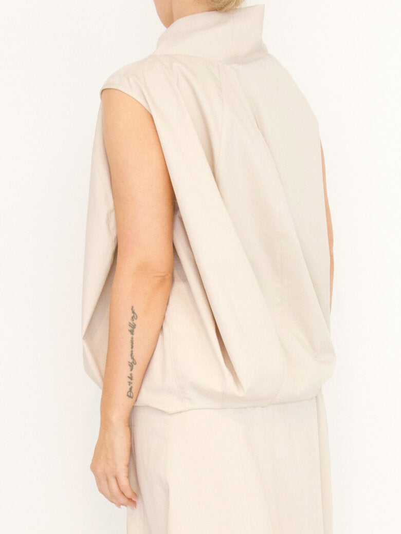PALMA ELEGANT LOOSE-FITTING TOP - BEIGE