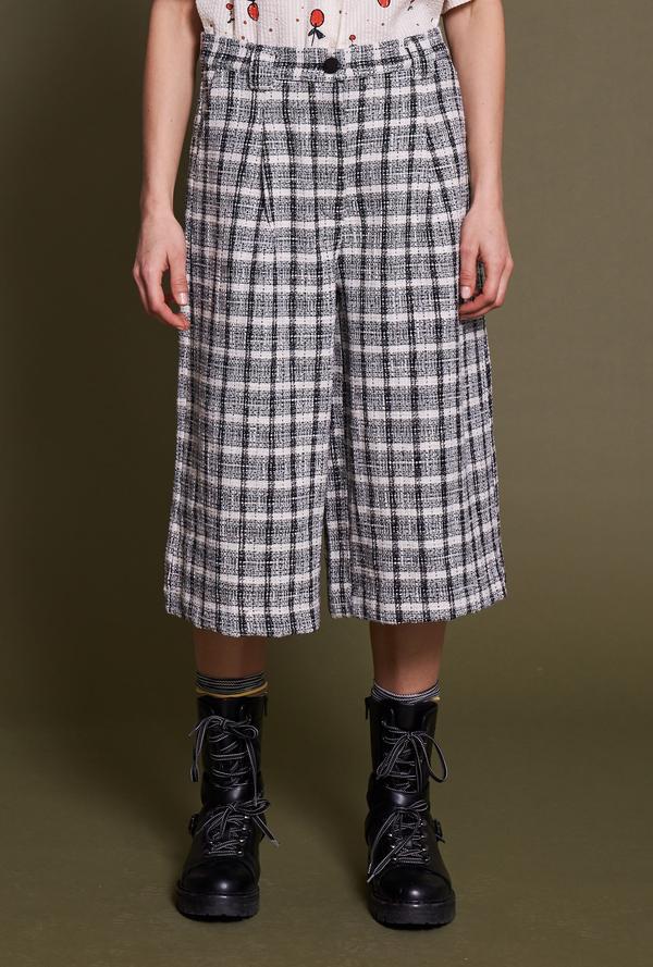 Hanni Shorts Black/White