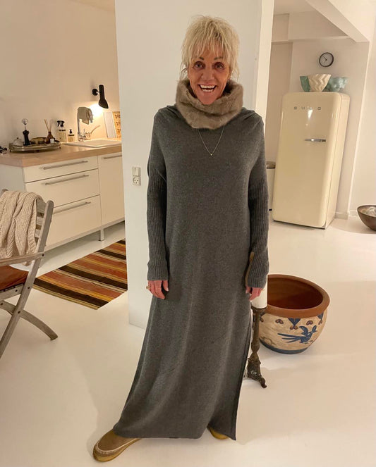 CASHMERE LONG DRAPED DRESS - GREY