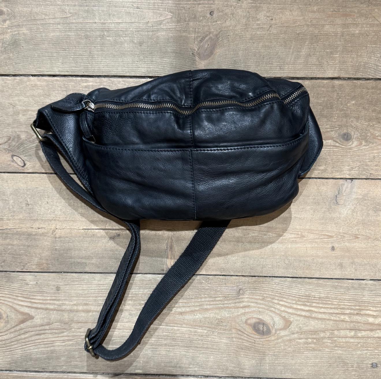 LIBERTY BUMBAG - BLACK