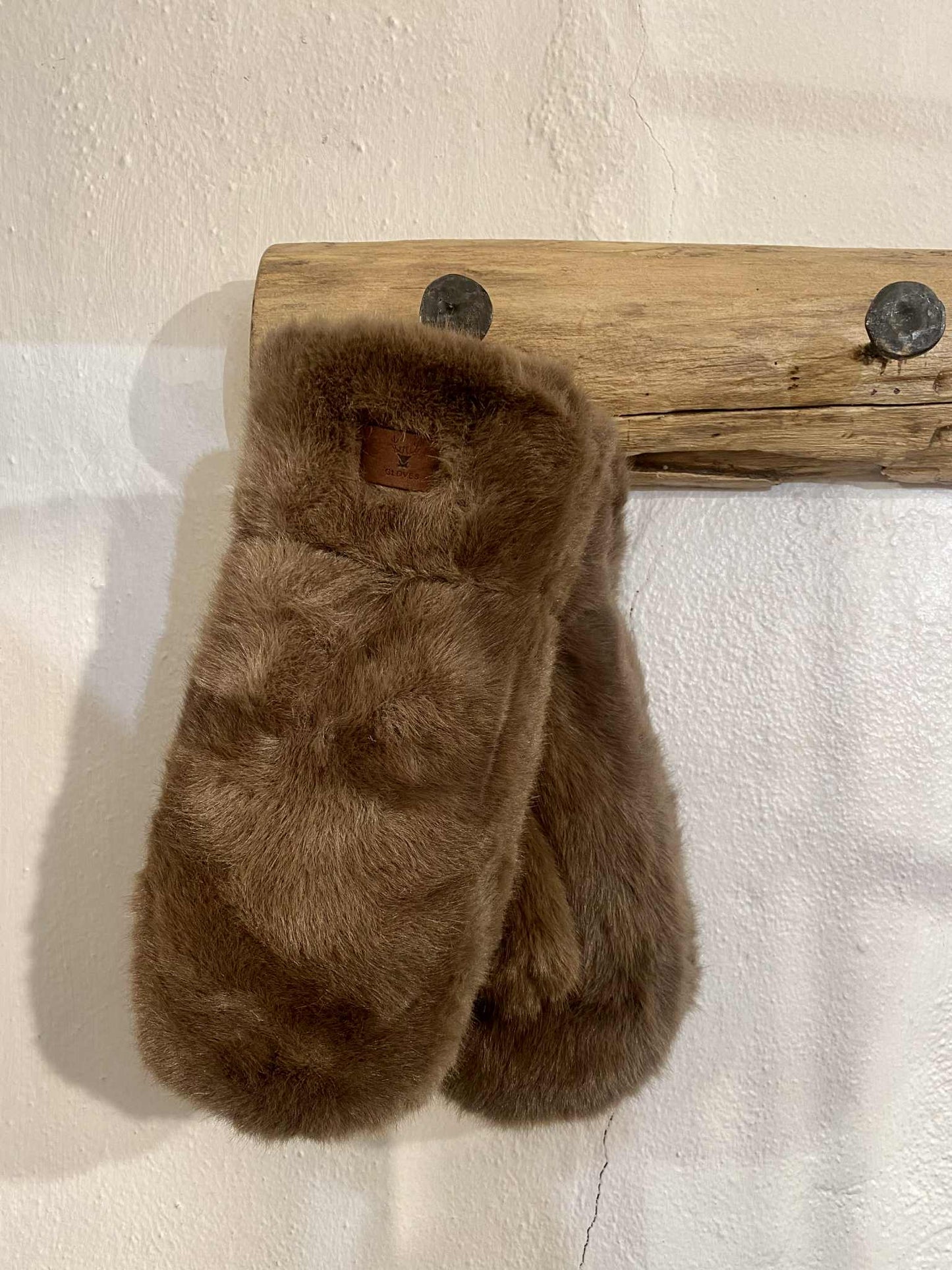 FAKE FUR LUFFER - 60 TAUPE