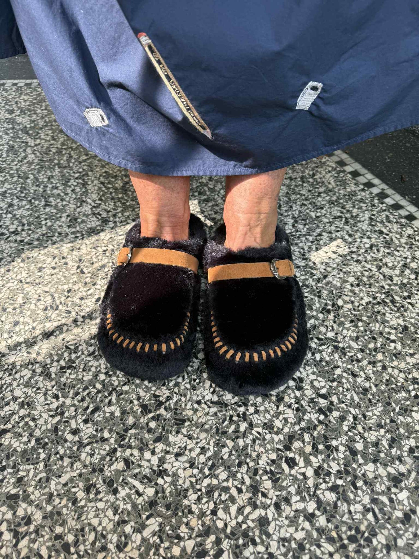 THAIS DONNA LOAFERS - BLACK