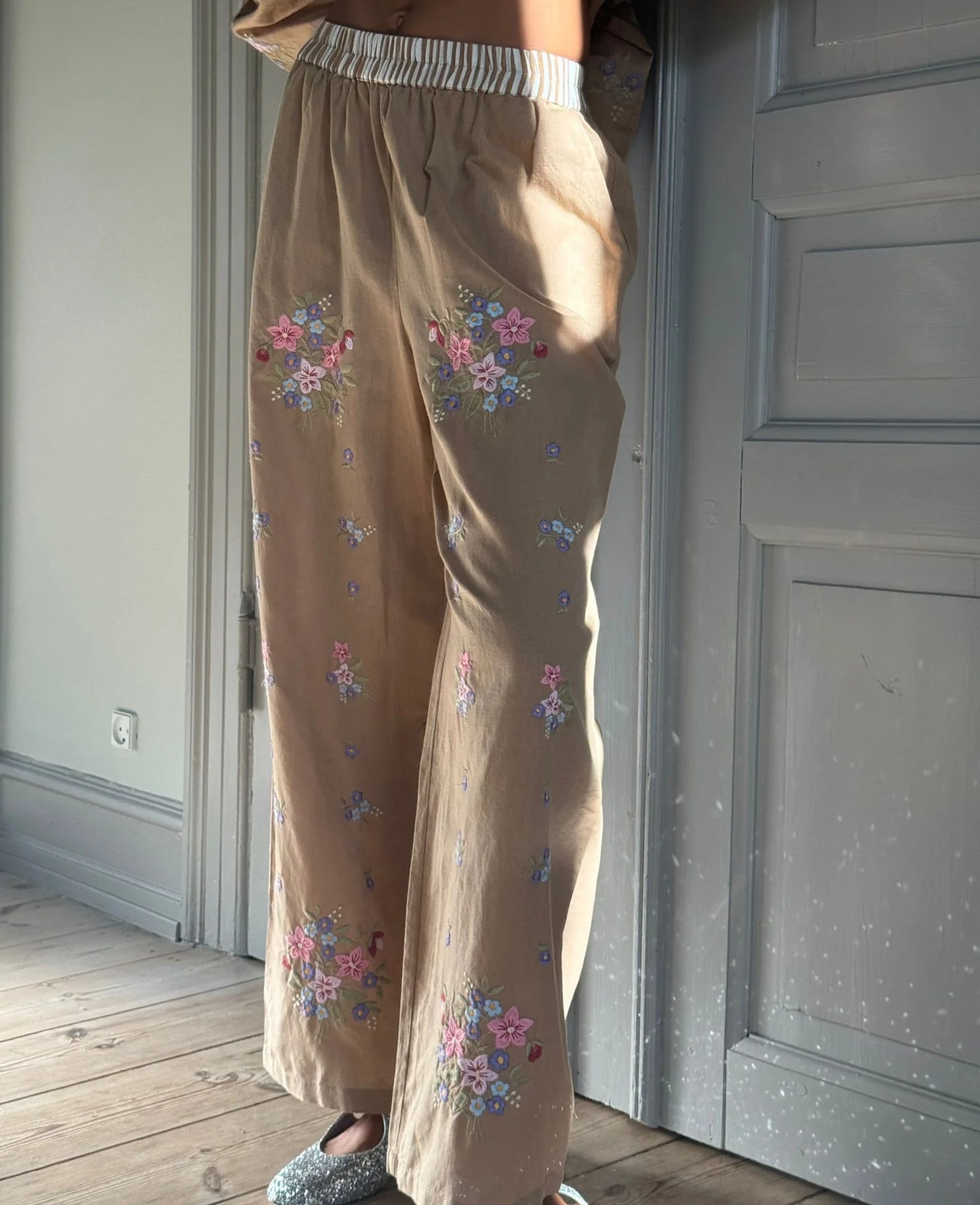 BELLISIMA PANTS - LIGHT HAZEL