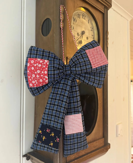 BIG BOW - BLUE CHECKS