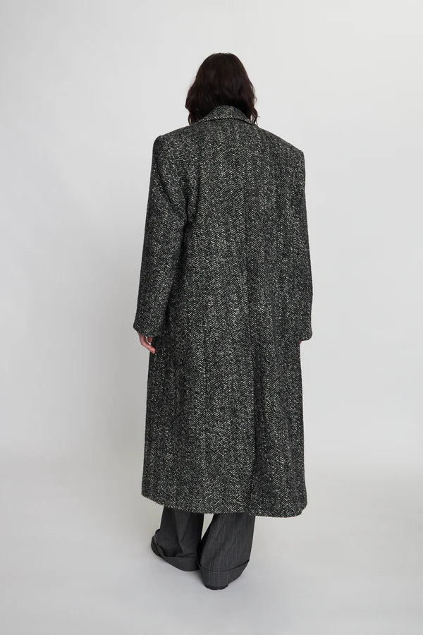 LONG COAT - BLACK WHITE