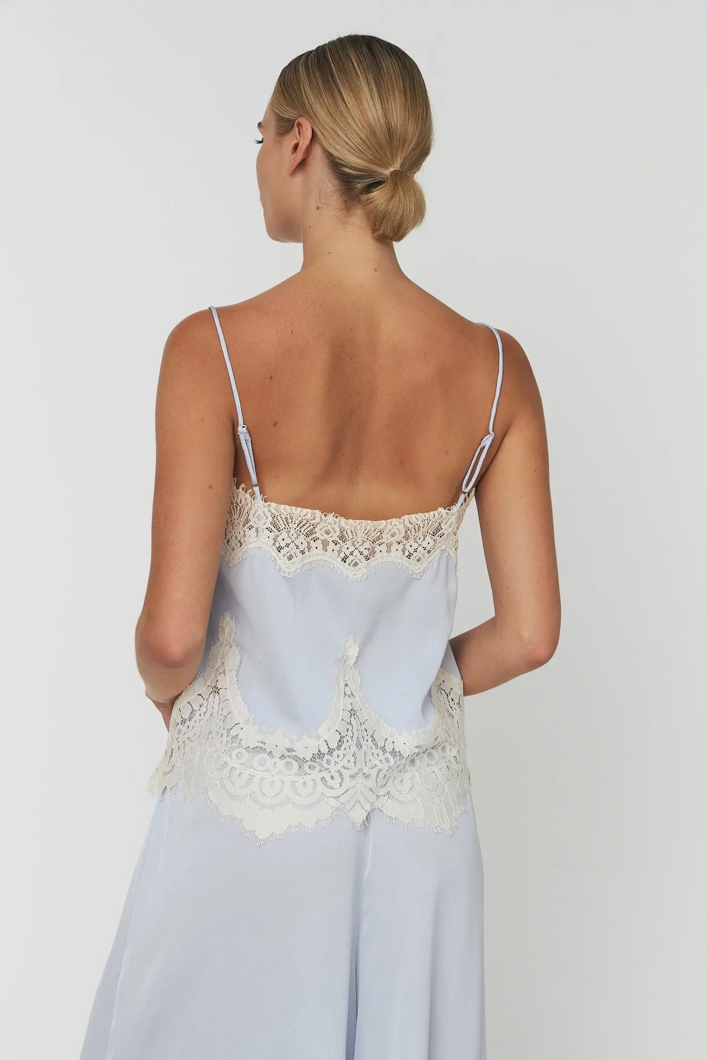 DELICATE LACE TOP - DUST BLUE