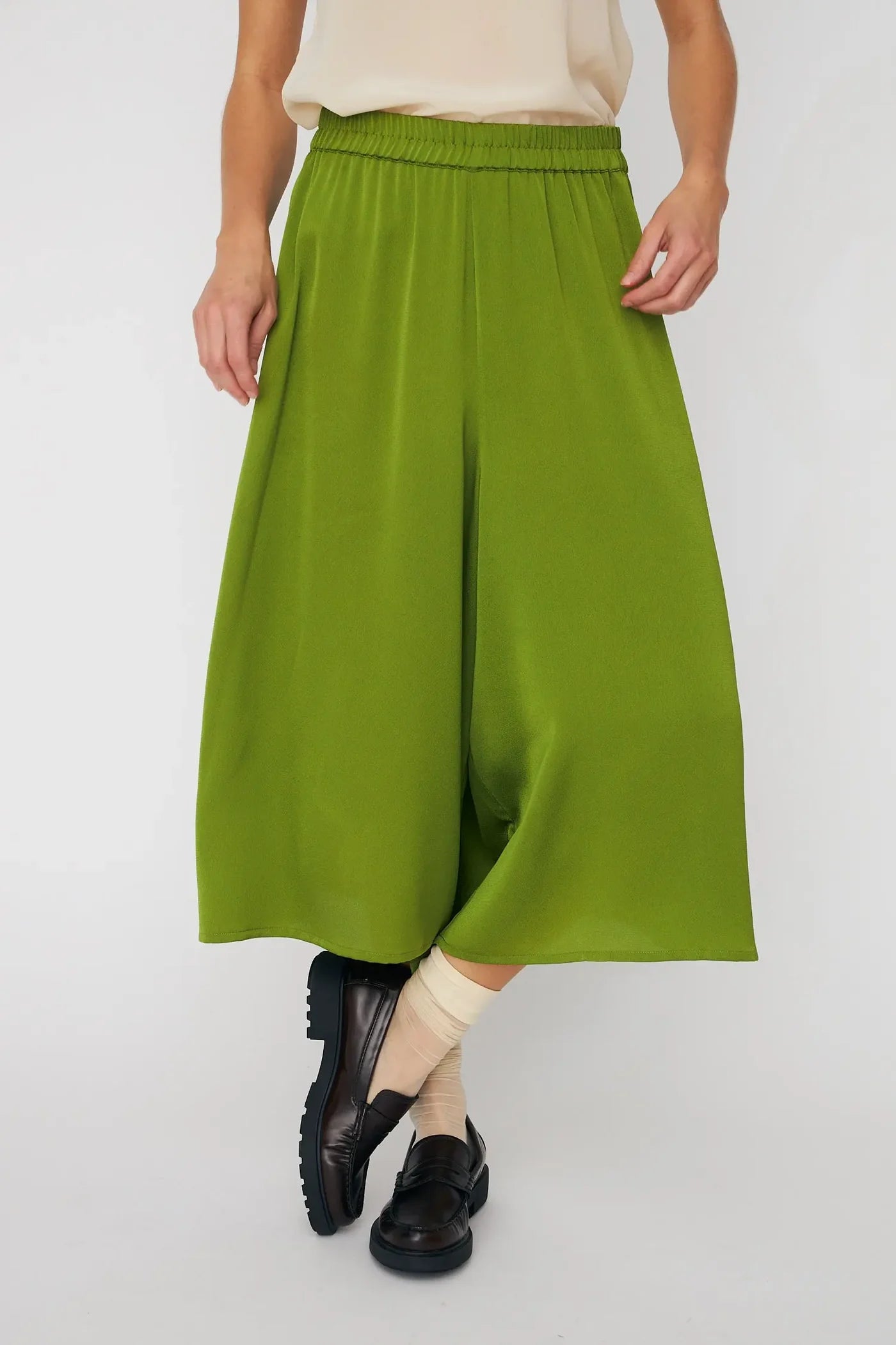 DELIKAT SHORTS - GREEN FLASH