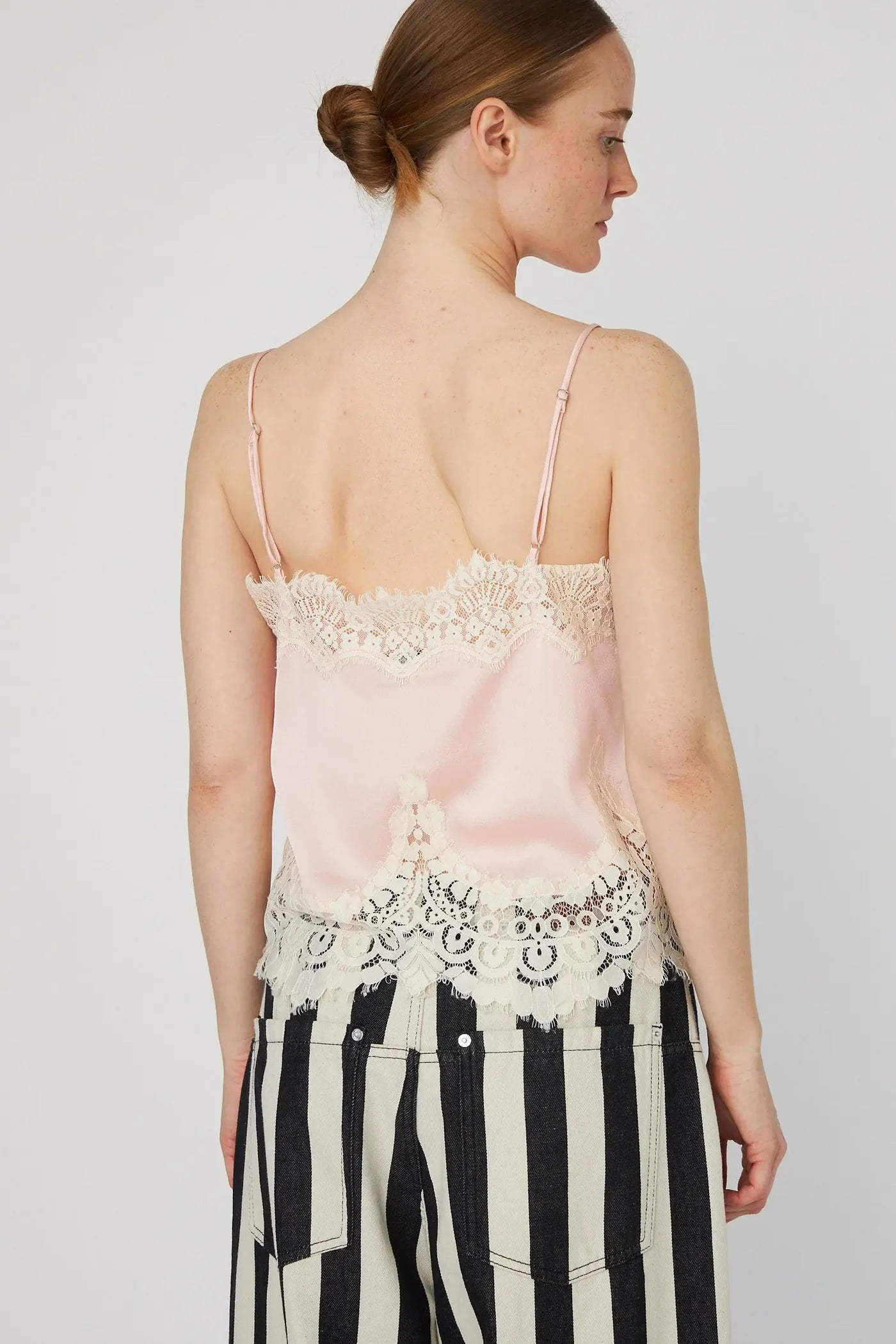 DELICATE LACE TOP - KISS ROSE
