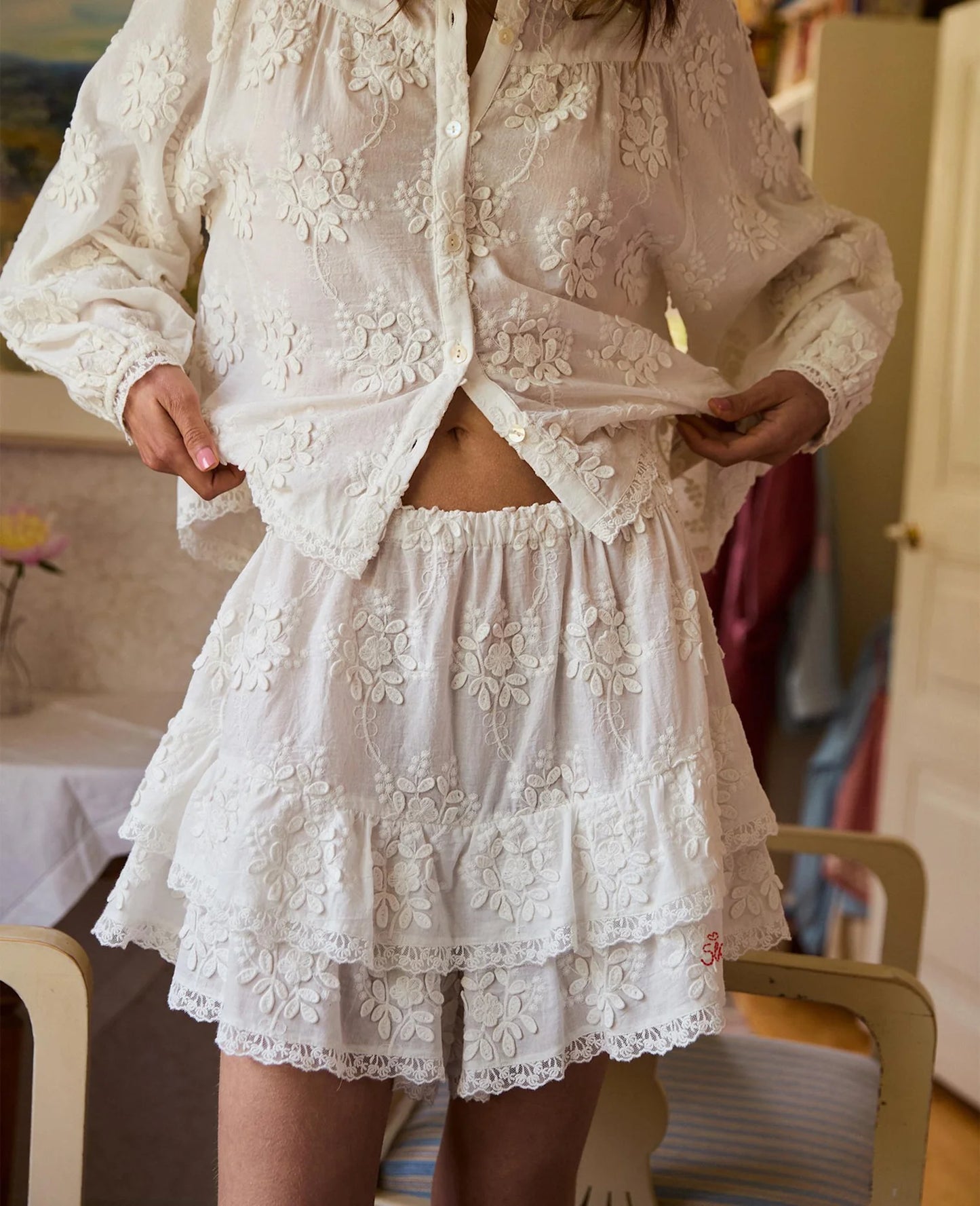 DELPHINE SHORTS - OFF WHITE