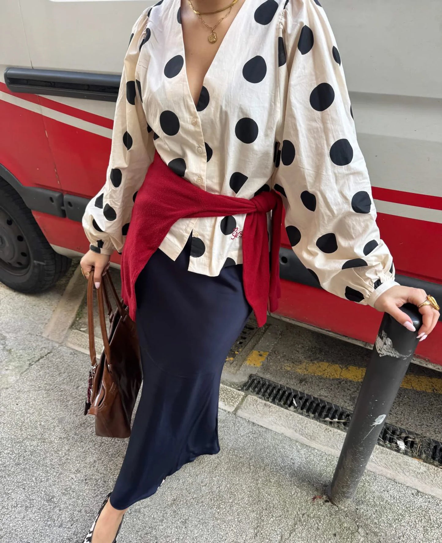 EA SHIRT - BLACK DOT