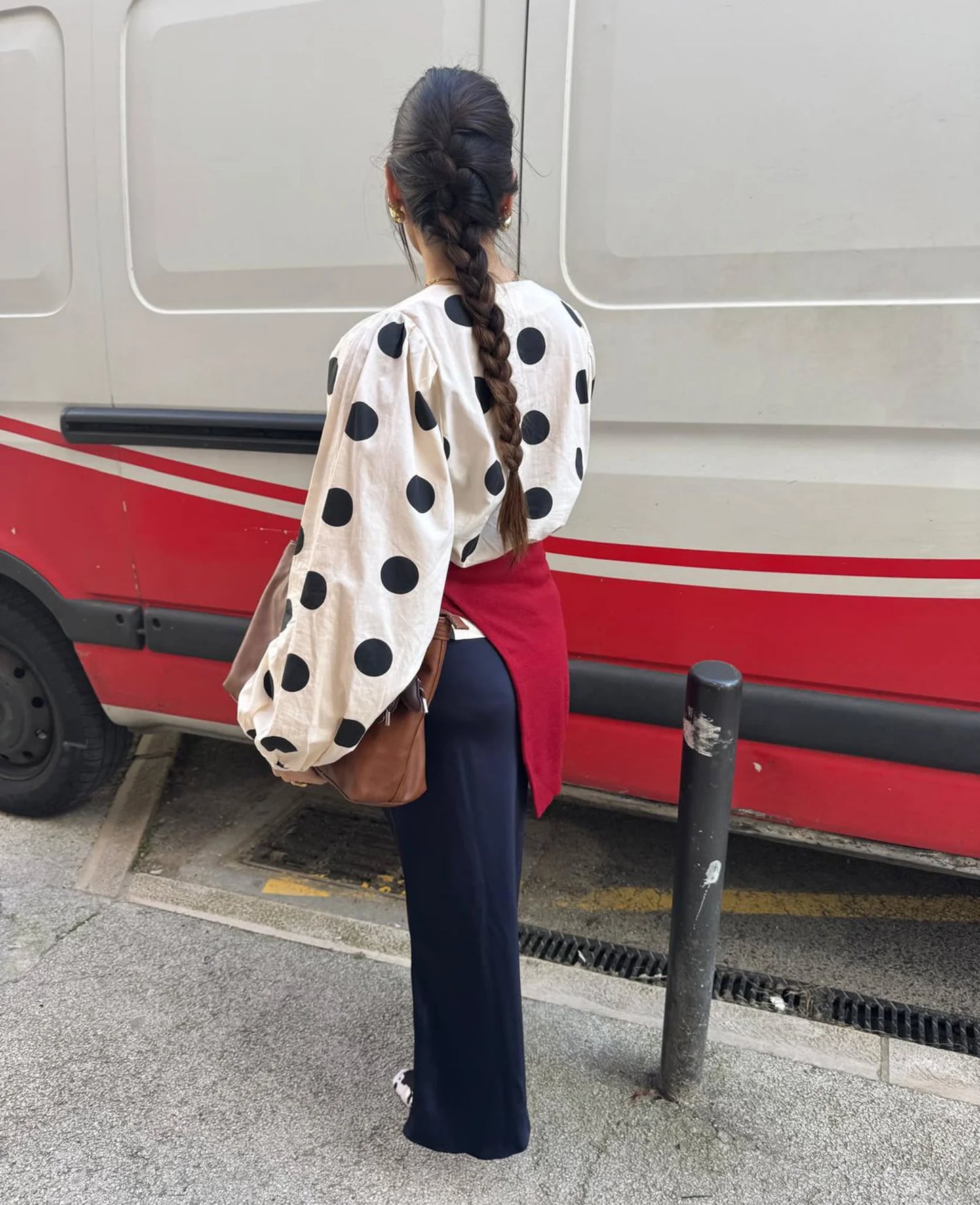 EA SHIRT - BLACK DOT