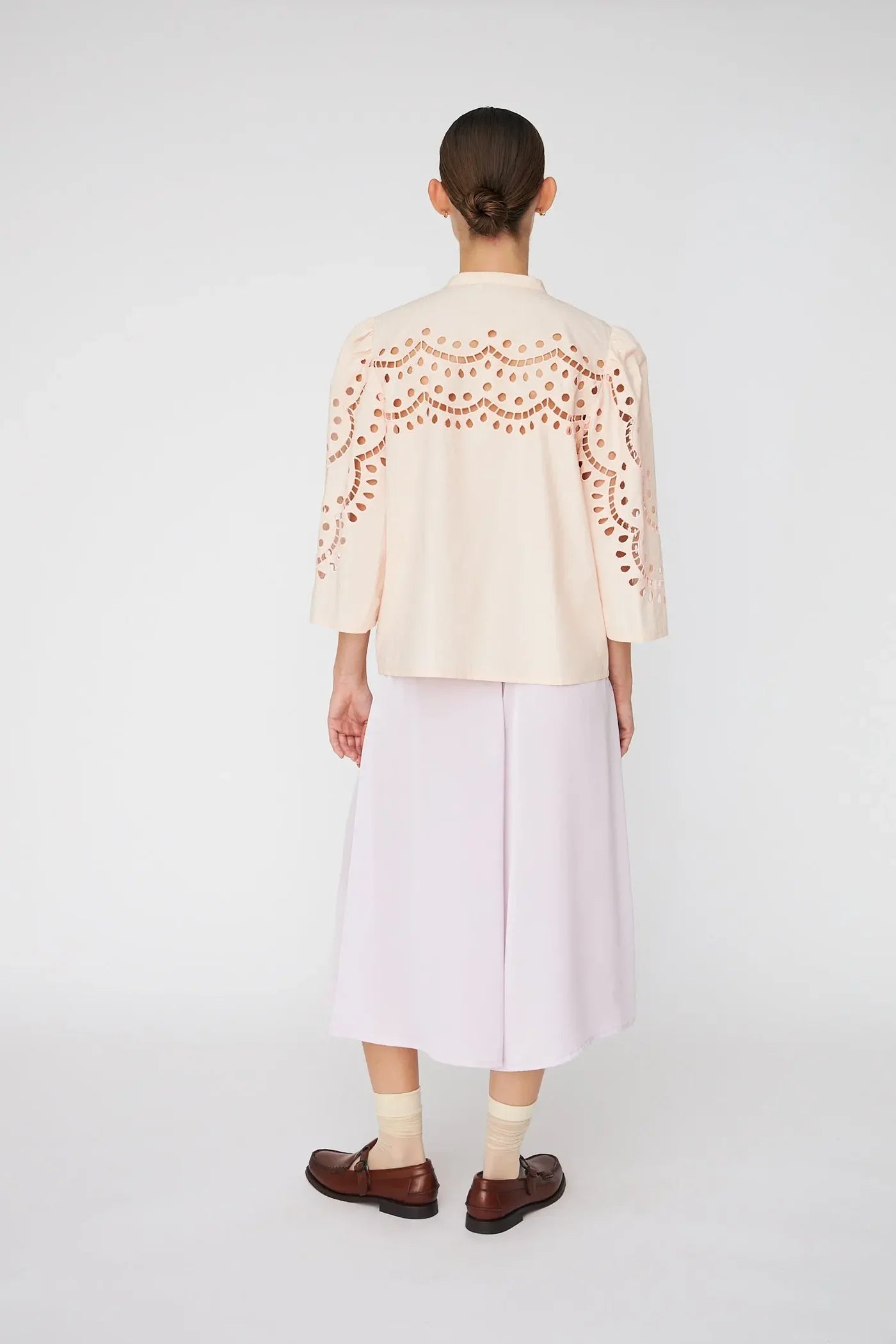 BRODERI ANGLAISE SKJORTE - SOFT POWDER