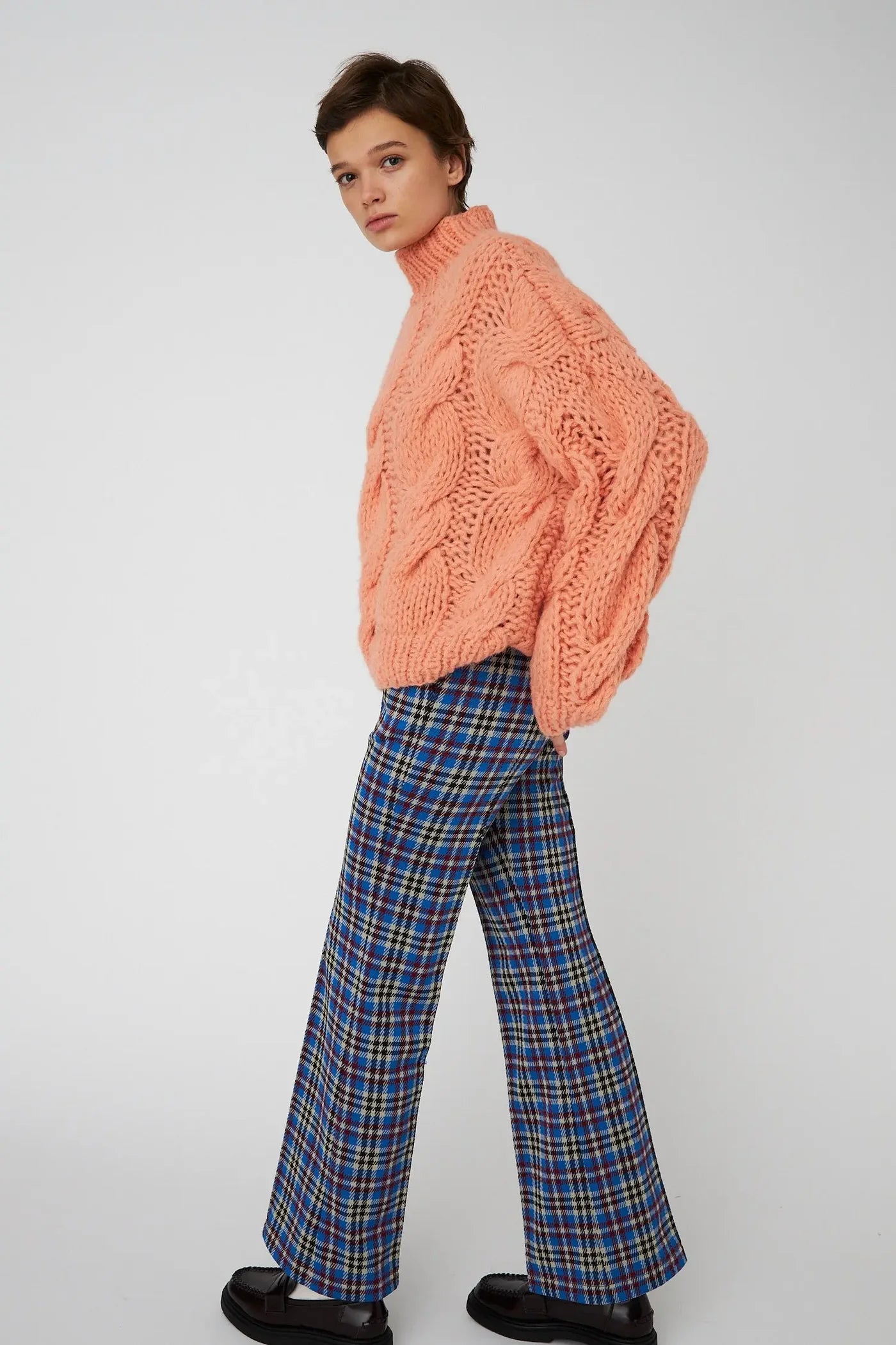 HANDMADE CABLE KNIT SWEATER FRAPERU - CRISPY PEACH
