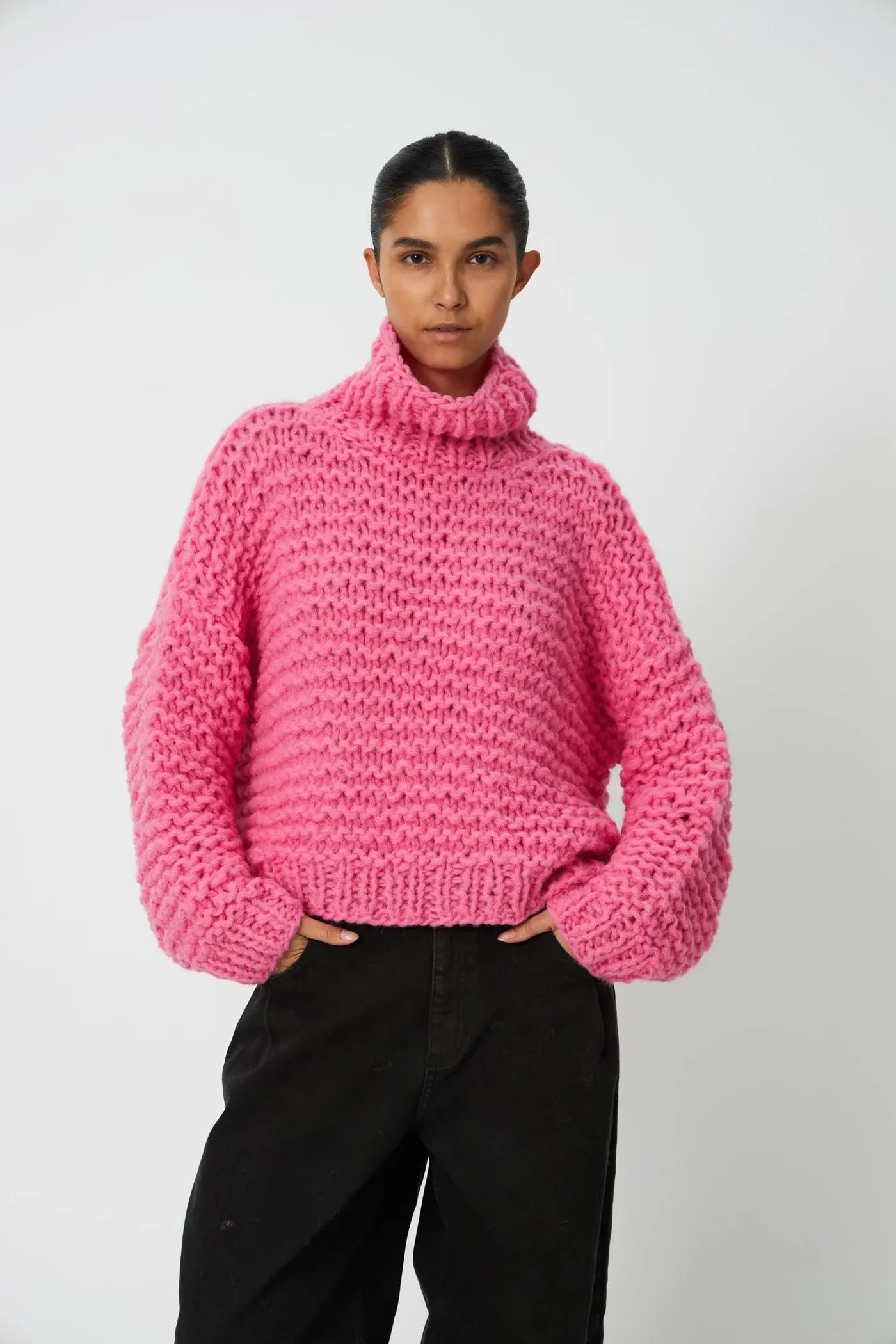 HÅNDSTRIKKET PERU SWEATER - AMAZING PINK