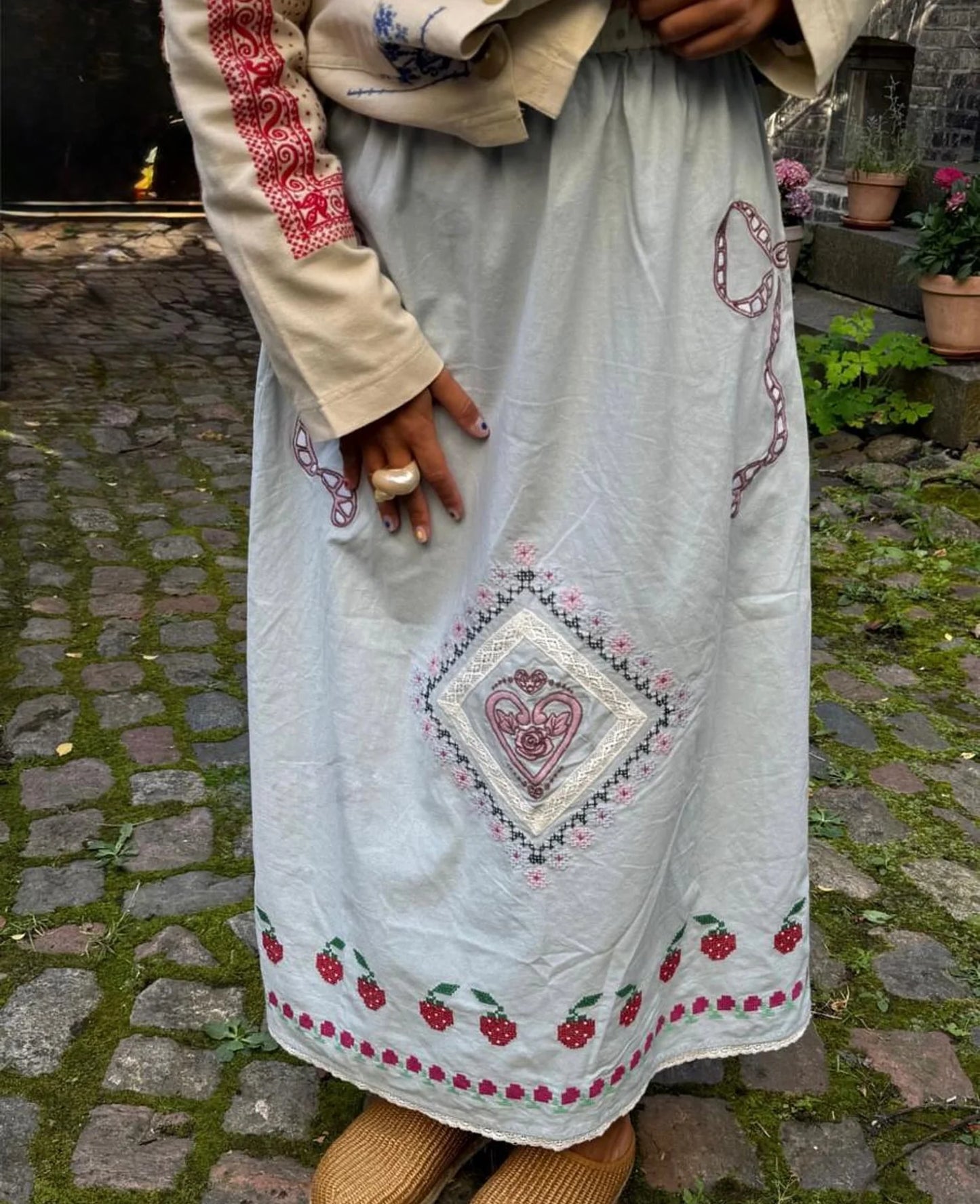LOUISE SKIRT - BABY BLUE