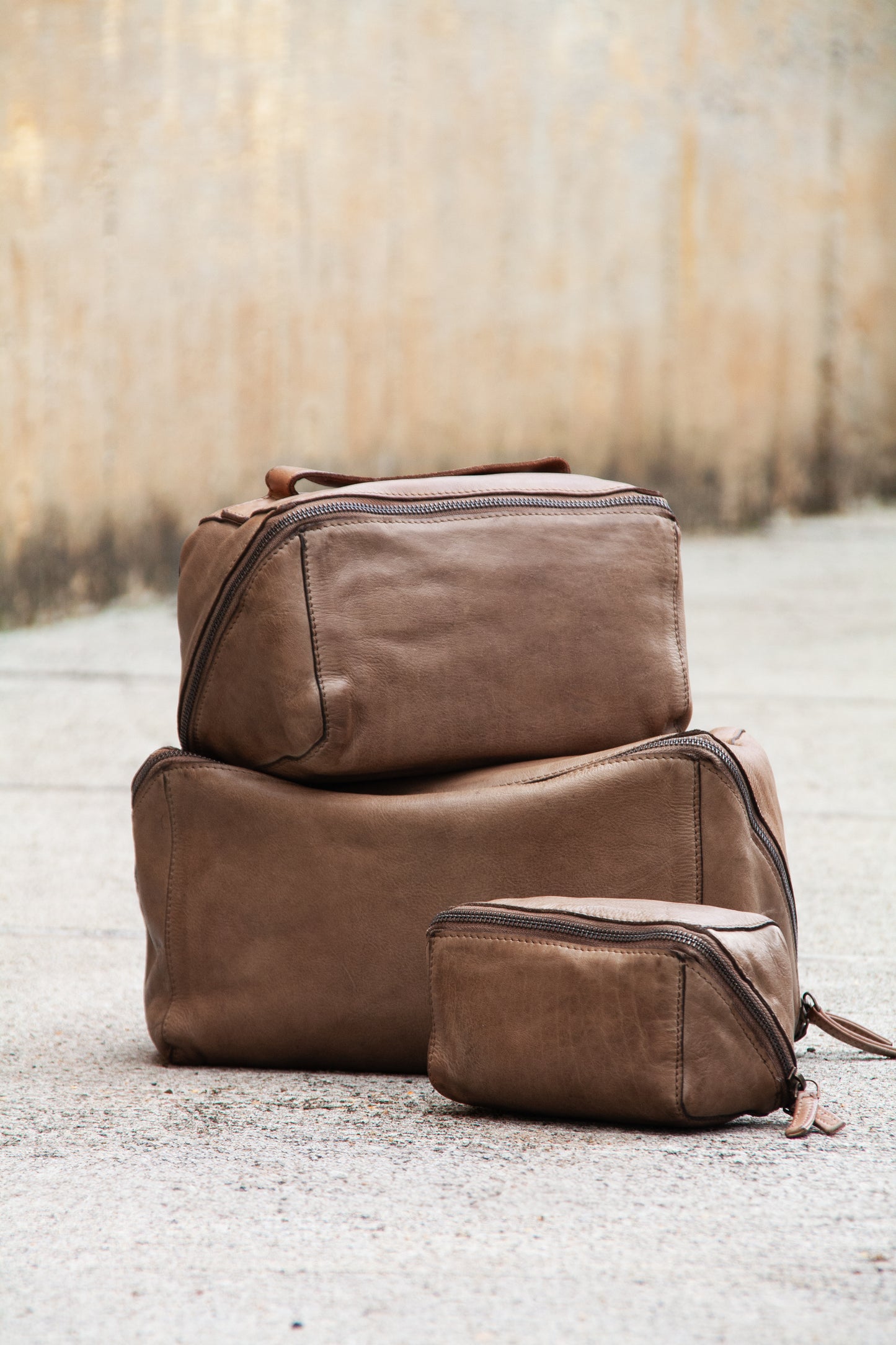 WILLOW URBAN TOILETBAG SMALL - 250 WALNUT