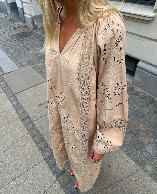 MILA DRESS - BEIGE