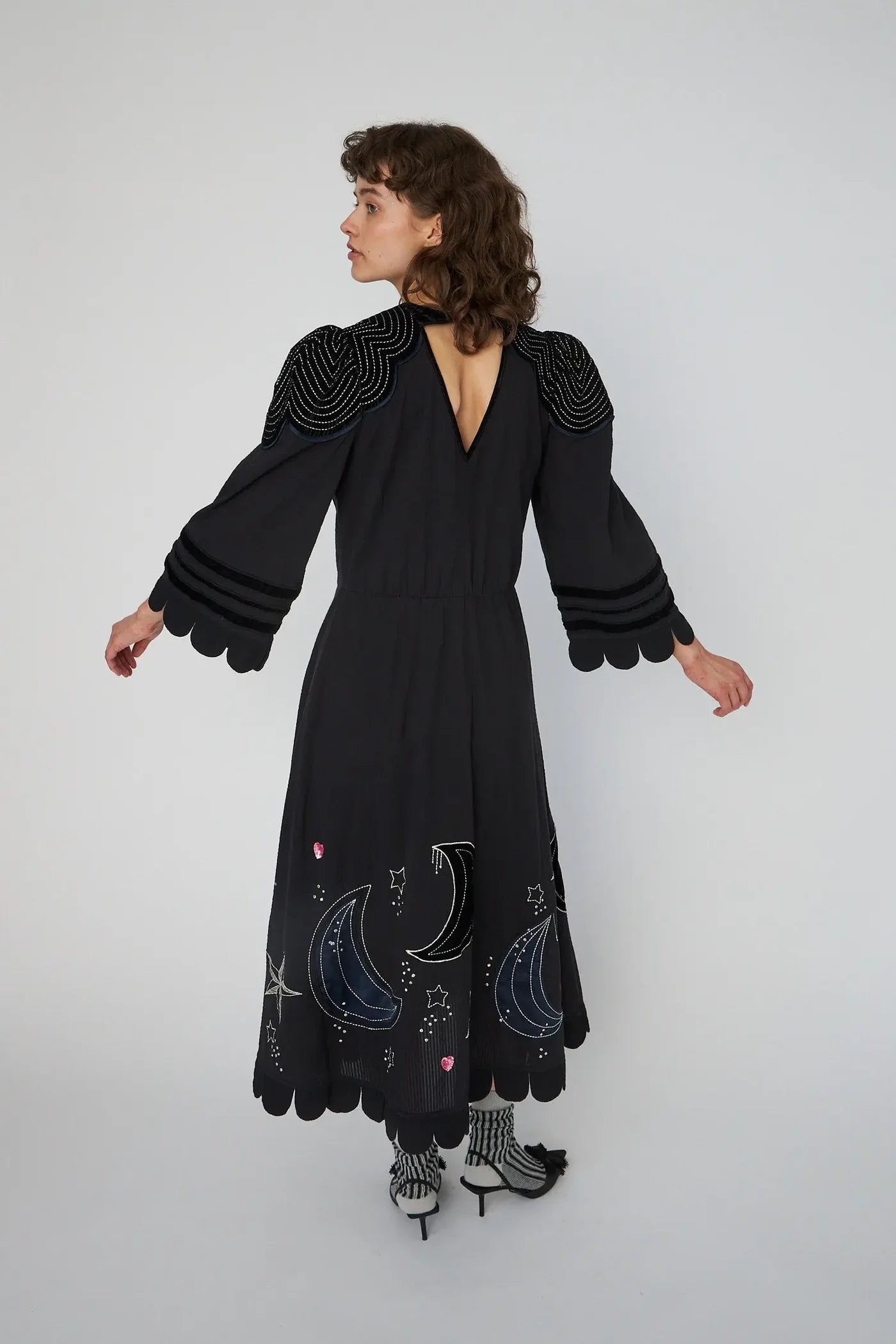 MOON AND STAR EMBROIDERED MIDI DRESS - BLACK