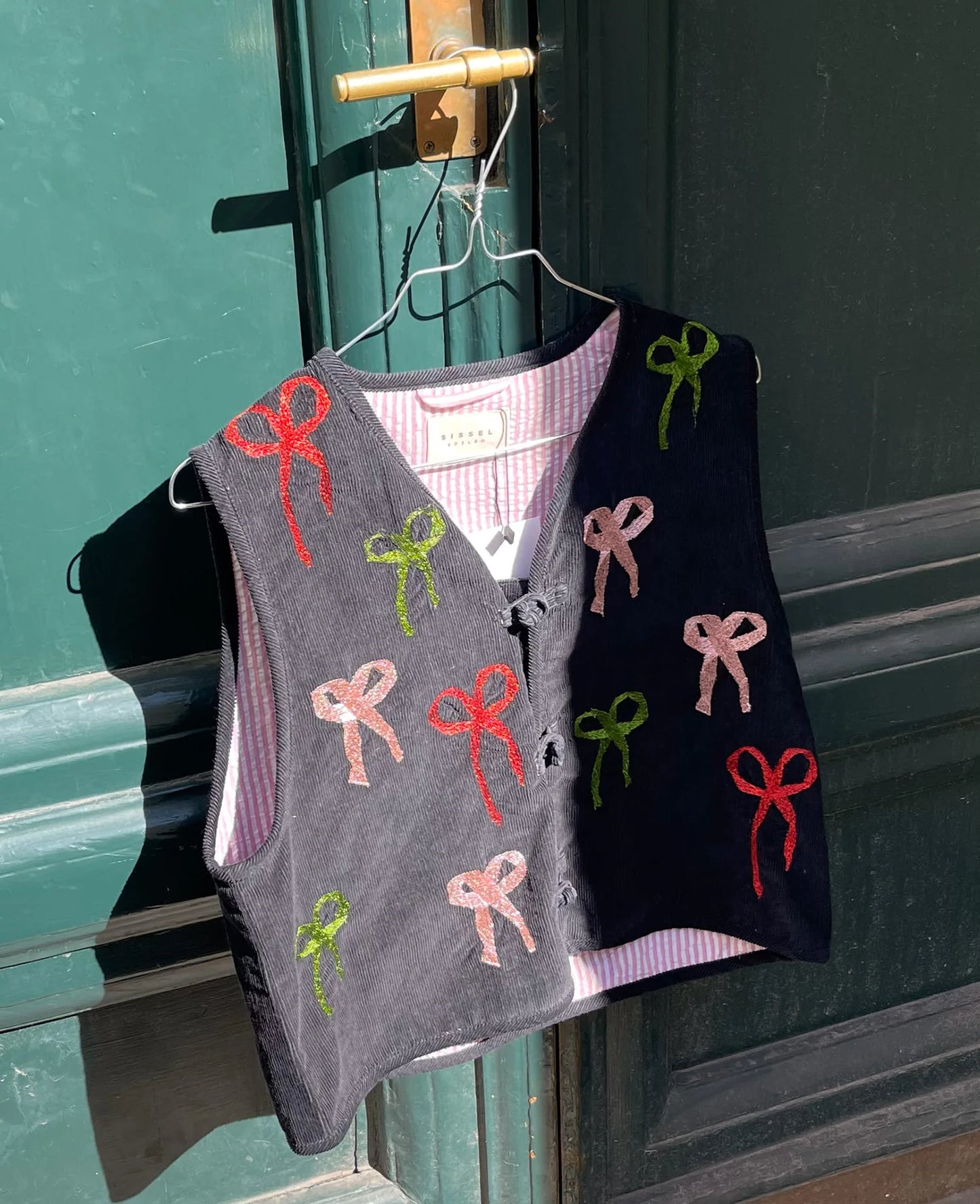 RITA VEST - BLACK