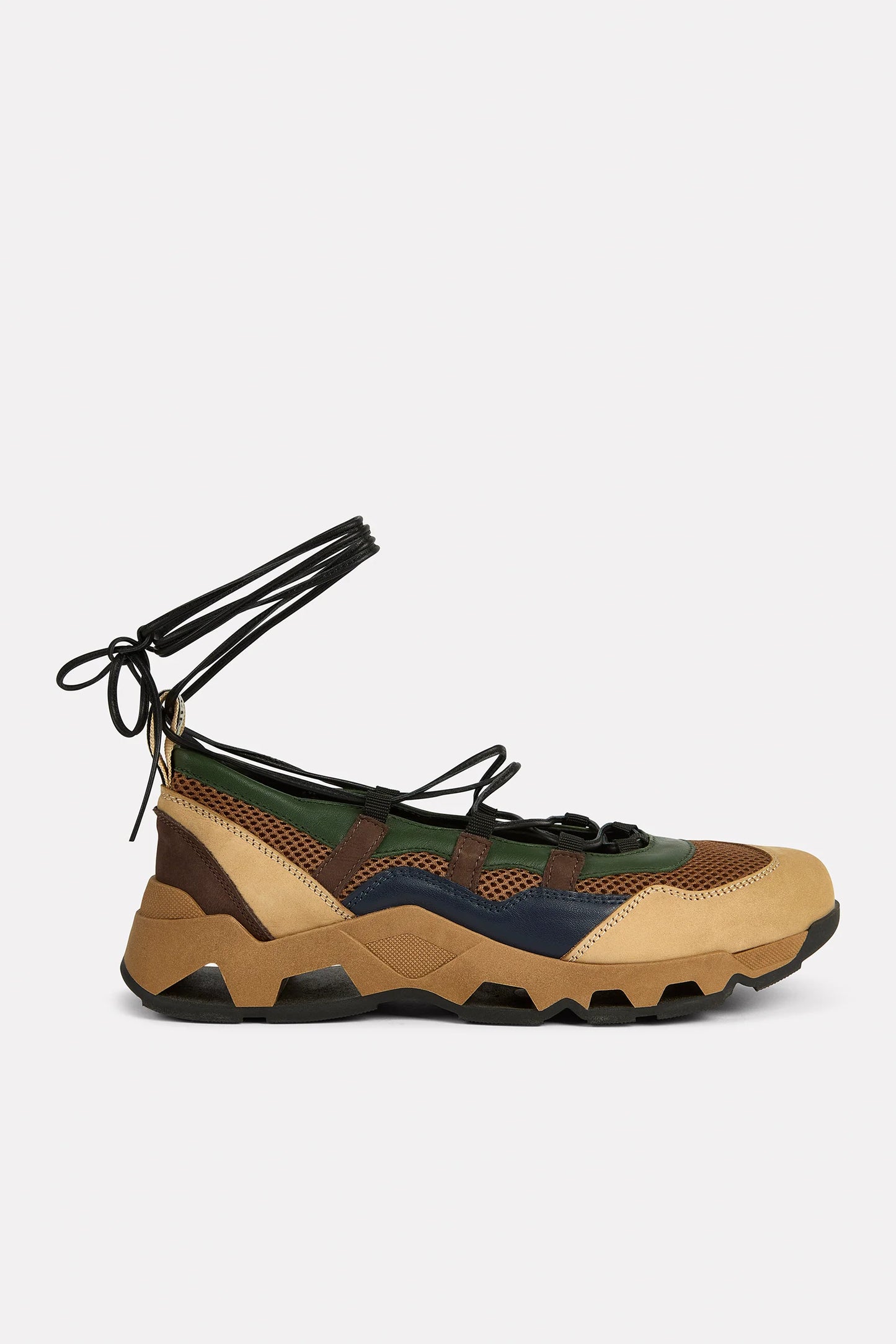 FLERFARVET SNEAKERS - CIRCUS HOTEL