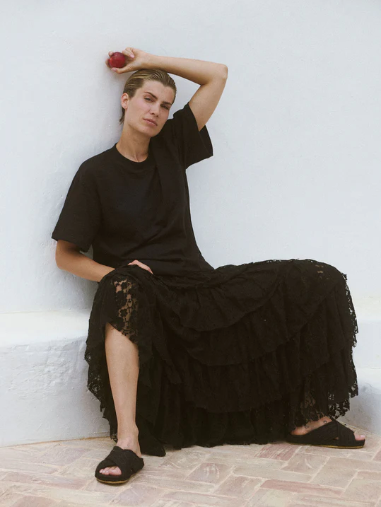 LACE UNTAMED SOUL SKIRT - BLACK
