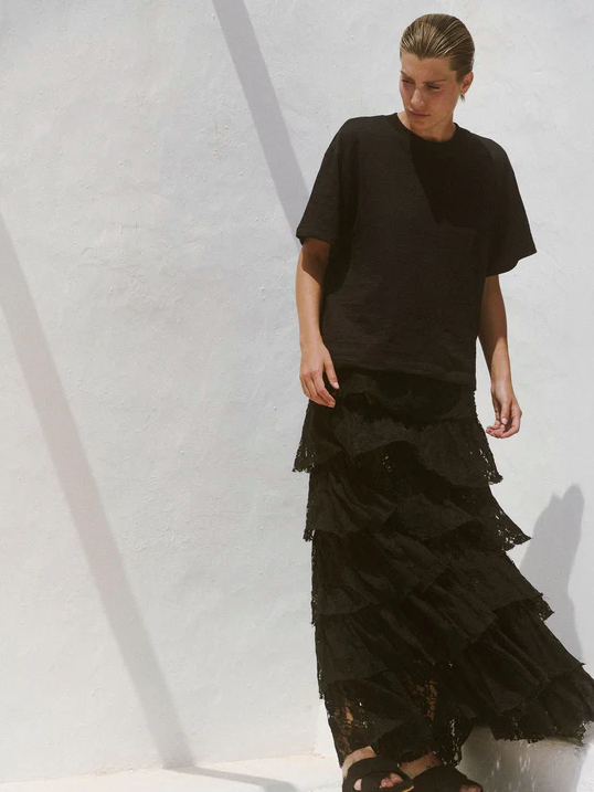 LACE UNTAMED SOUL SKIRT - BLACK