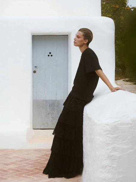 LACE UNTAMED SOUL SKIRT - BLACK