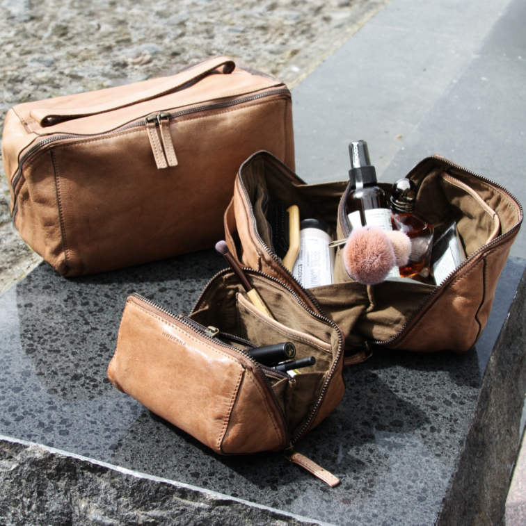 WILLOW URBAN TOILETBAG SMALL - 250 WALNUT