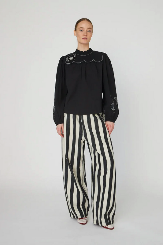 MOON AND STAR EMBROIDERED BLOUSE - BLACK