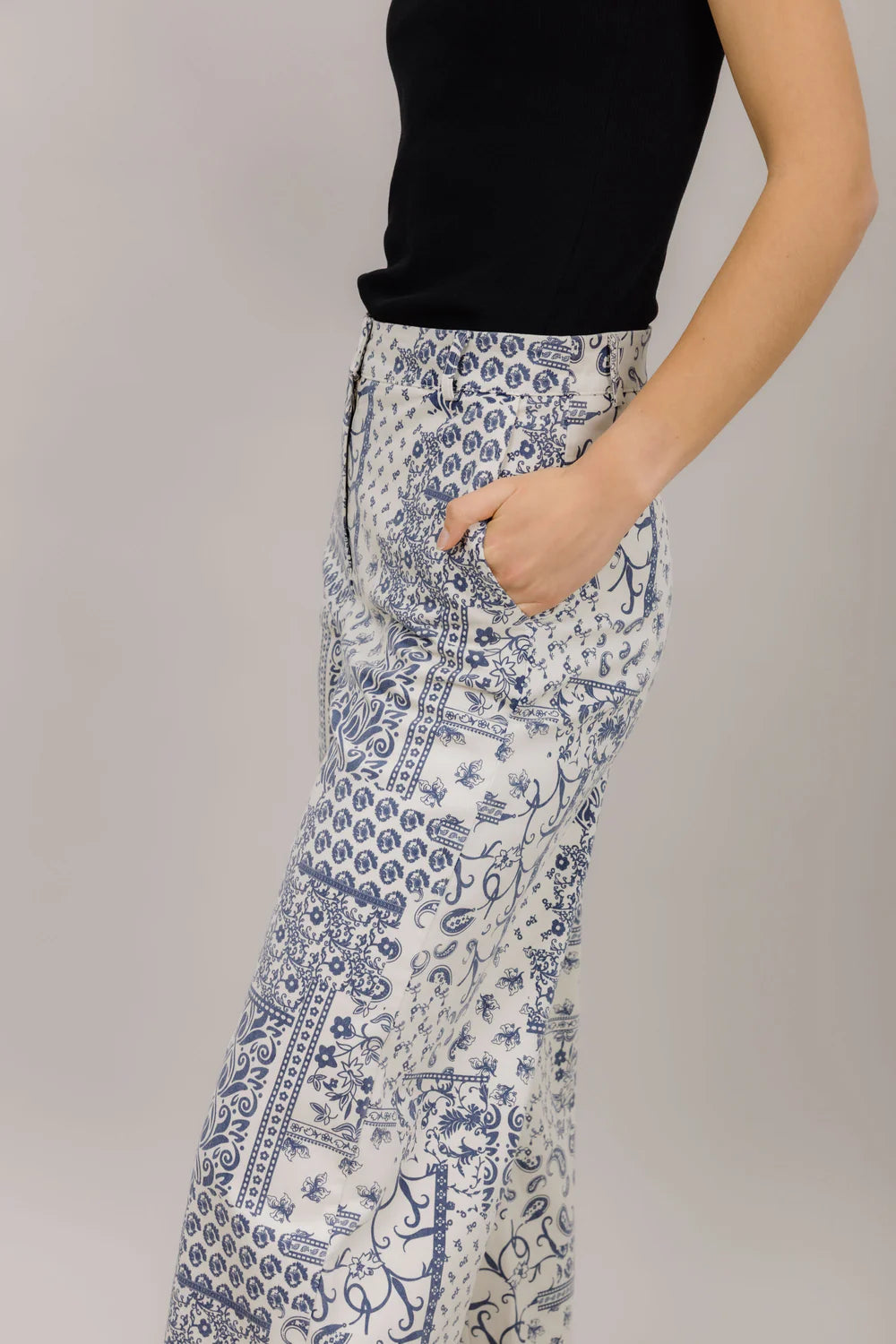 TERINA PANTS - NAVY