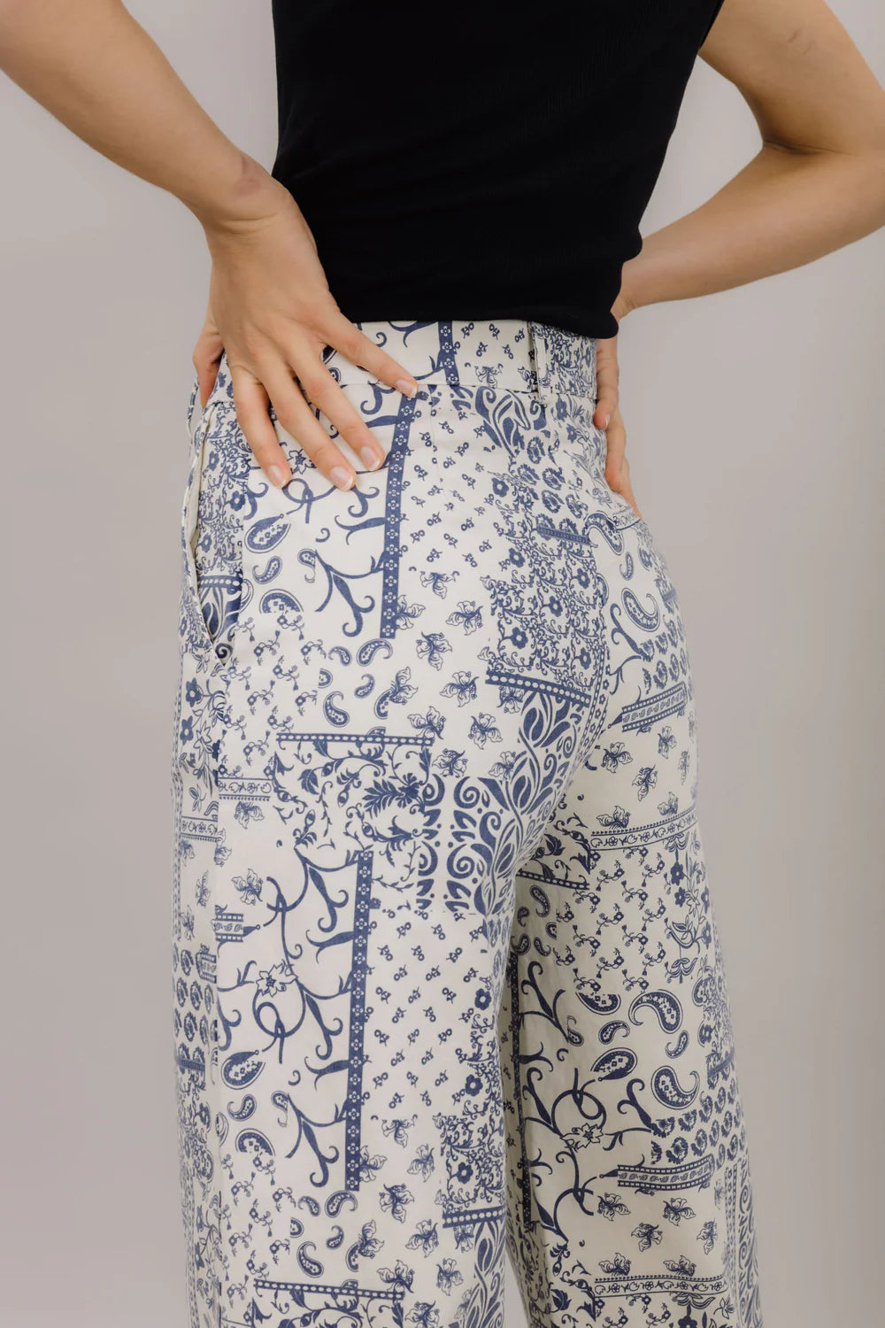 TERINA PANTS - NAVY