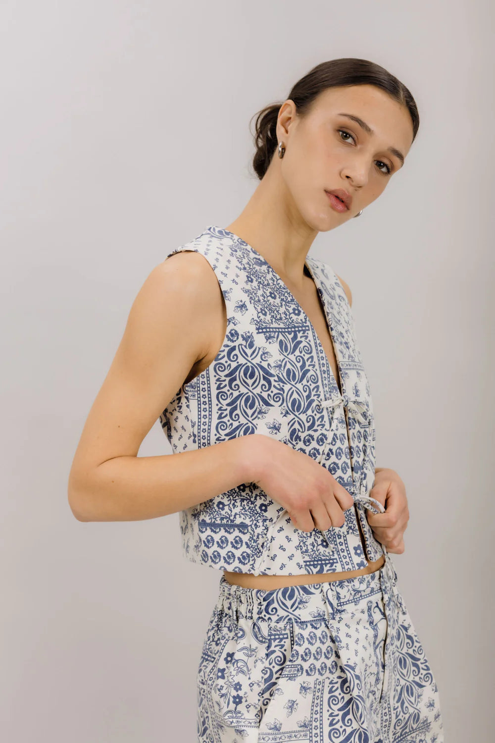 TERINA TOP - NAVY