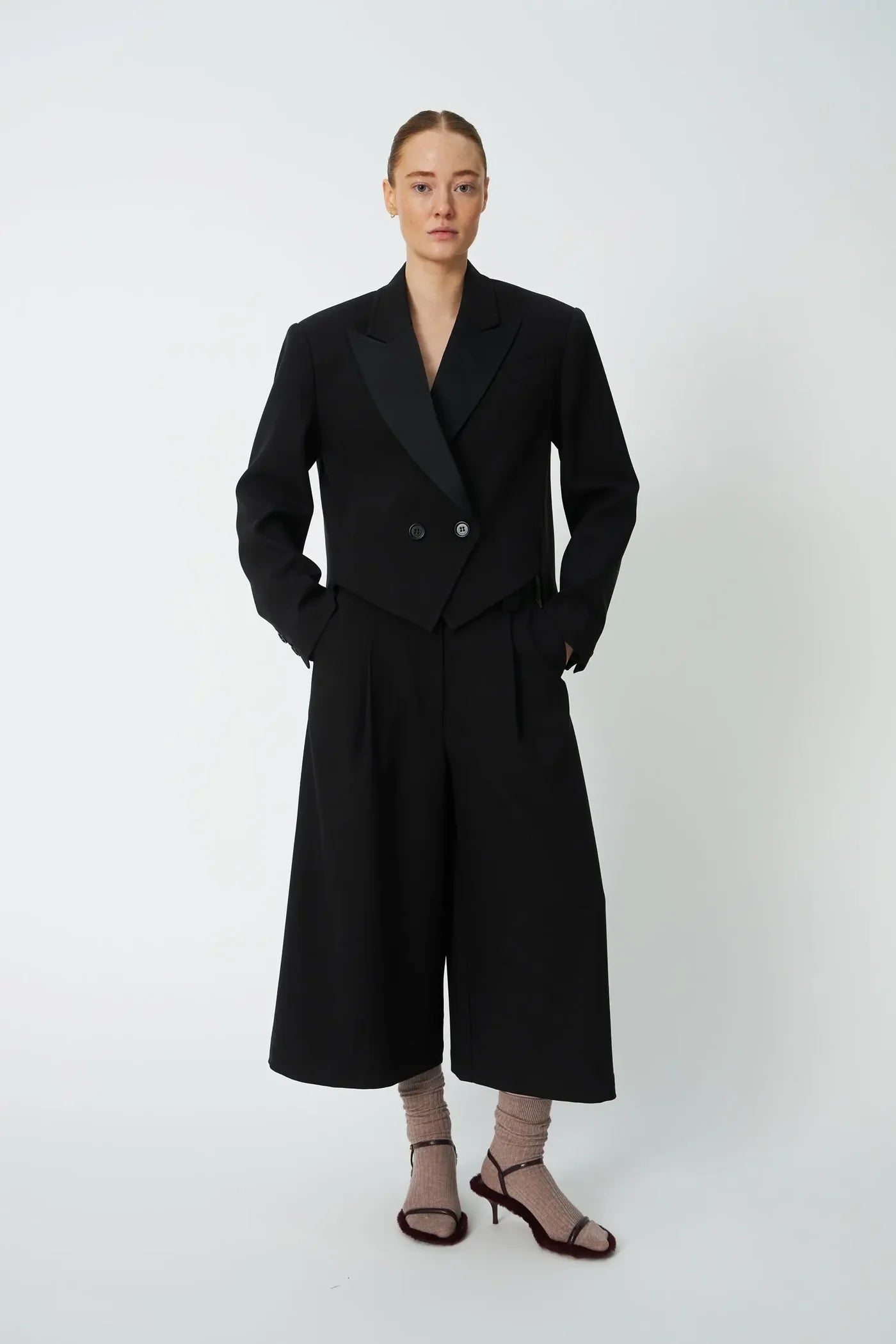 TUXEDO BLAZER - BLAZER