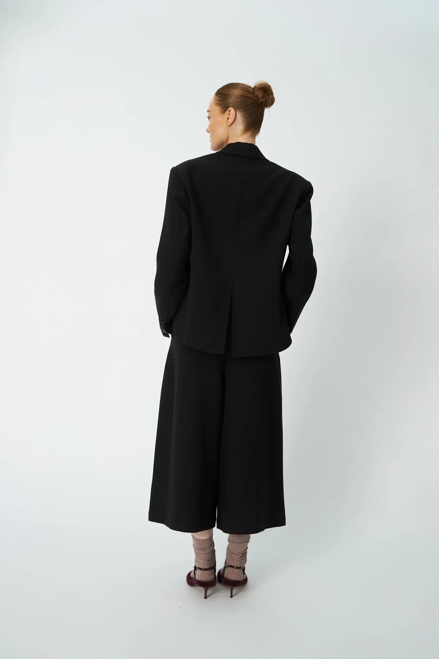 TUXEDO BLAZER - BLAZER