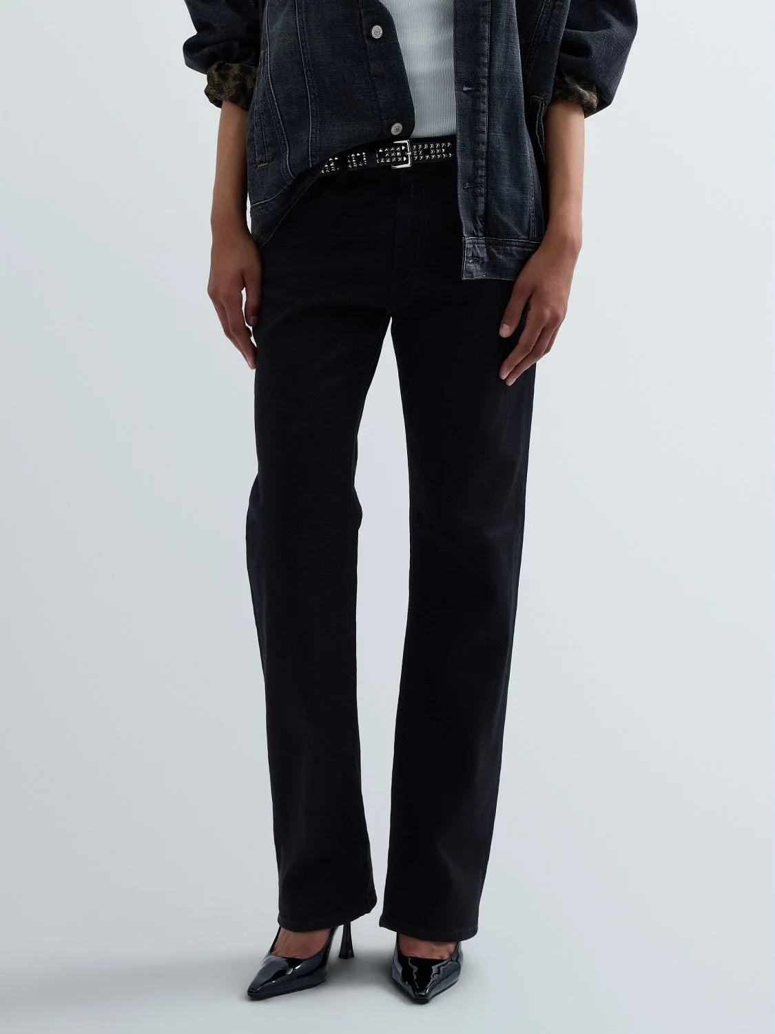 AKEME JEANS MED LIGHT FIT - SORT