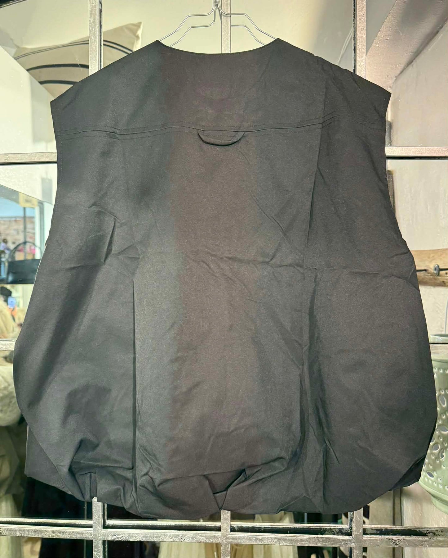 VEST BALLON - SORT