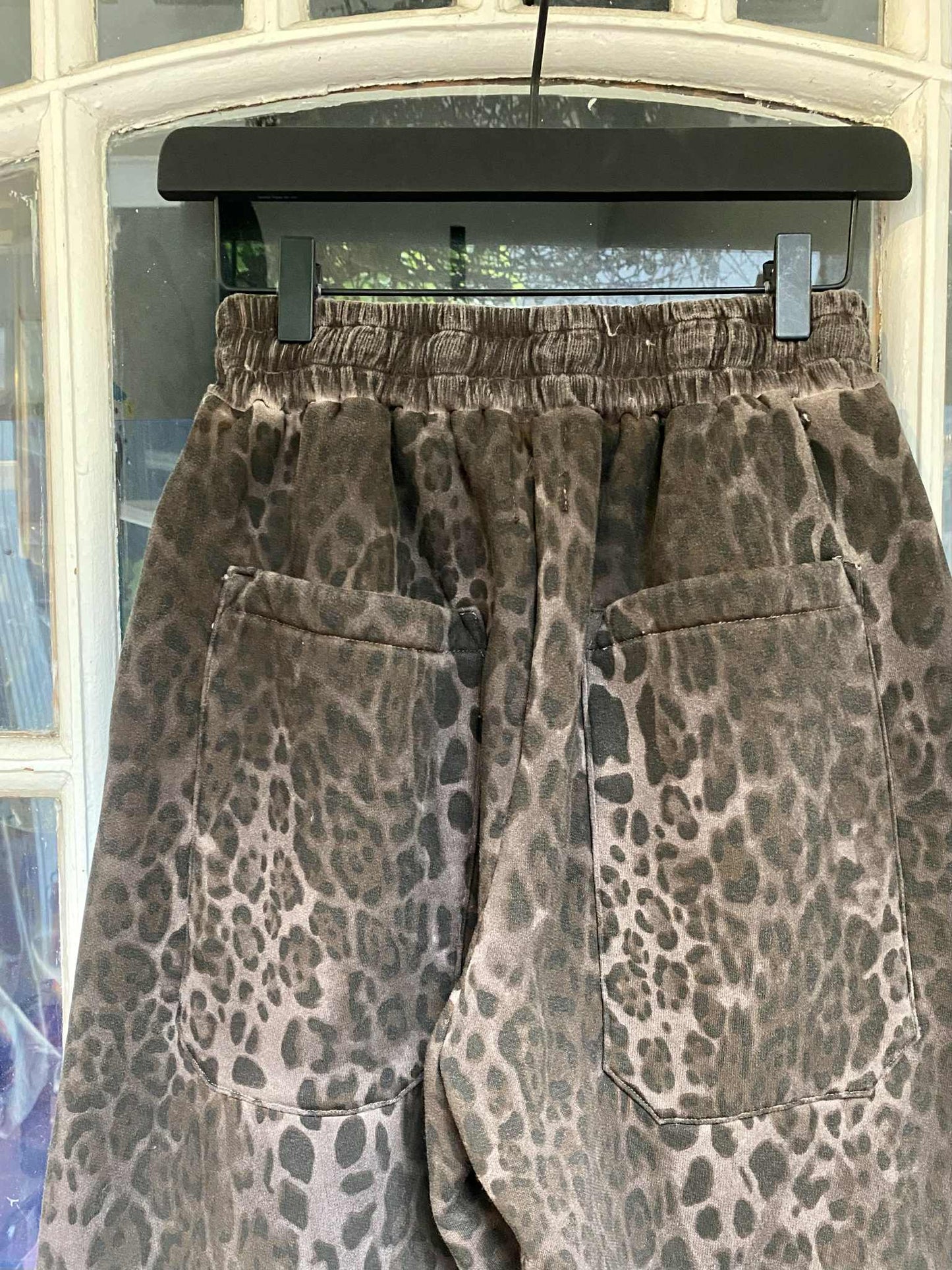EXTRA WIDE SWEATPANTS - UNIQUE