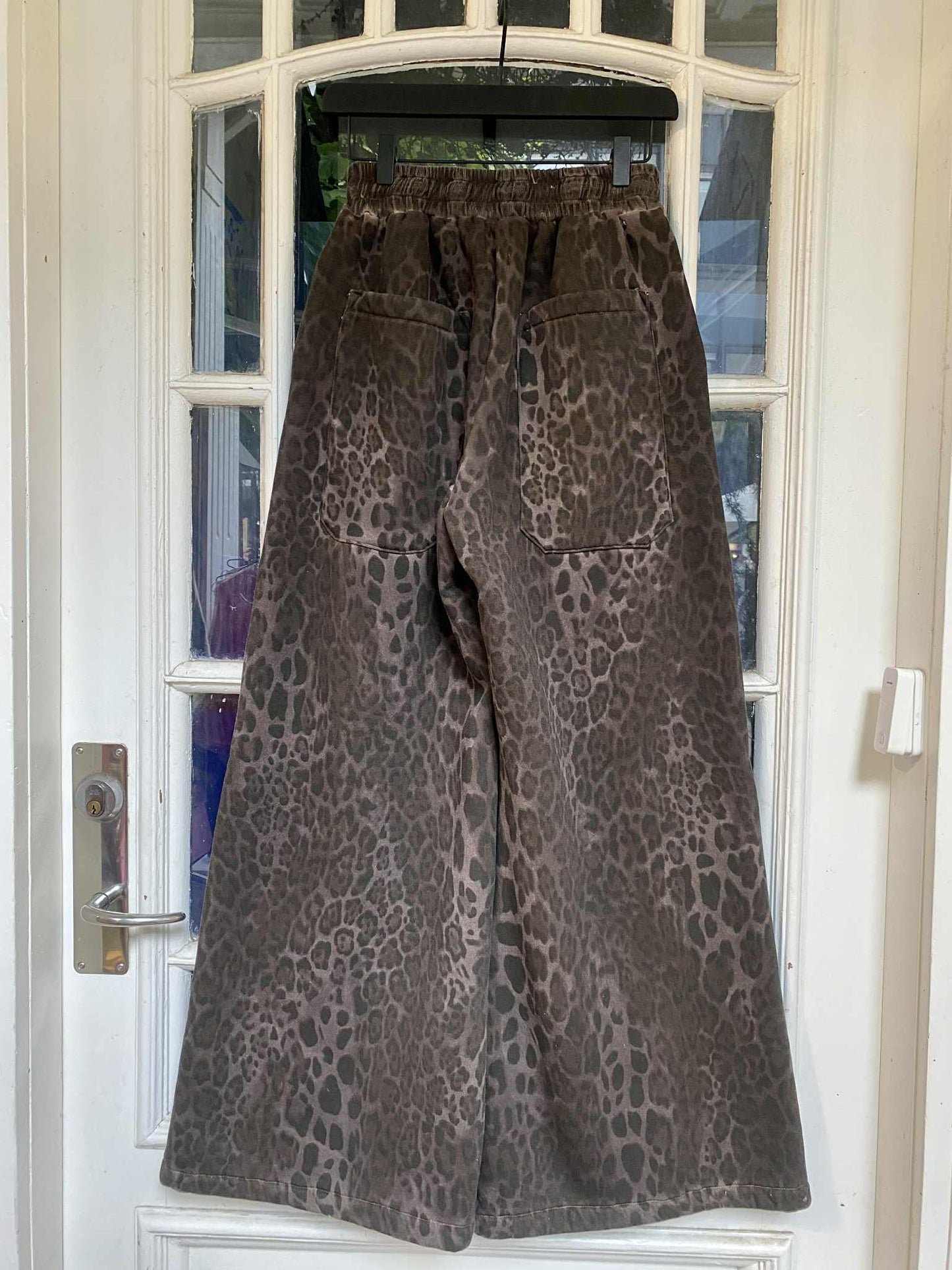 EXTRA WIDE SWEATPANTS - UNIQUE