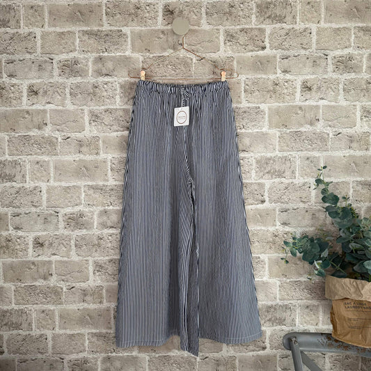 ADOR 4607 BUKSER - WHITE/NAVY